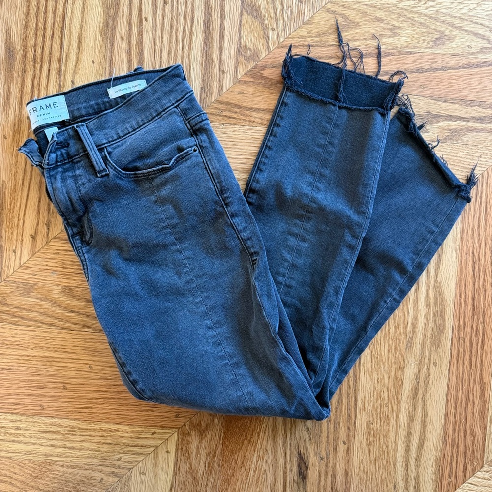 FRAME Le Skinny de Jeanne Jeans 26 Black Raw Hem Crop High Rise